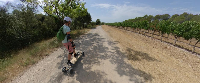 electric longboard ride, an unusual activity in pic saint loup