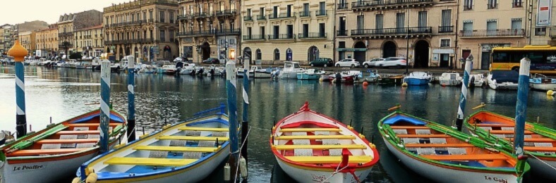 admire traditional games like the jousts in sete