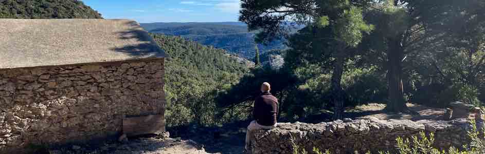 randonnée vers ermitage au dessus de saint guilhem le desert